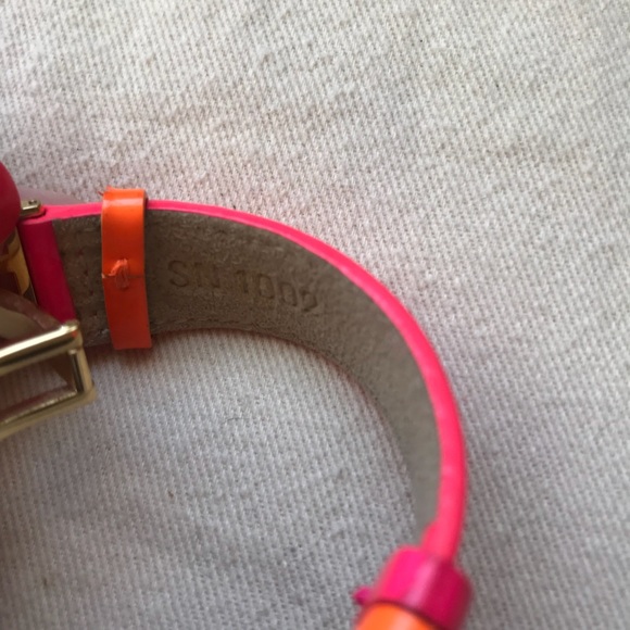 Louis Vuitton Pink Monogram Vernis Bracelet - Picture 8 of 8